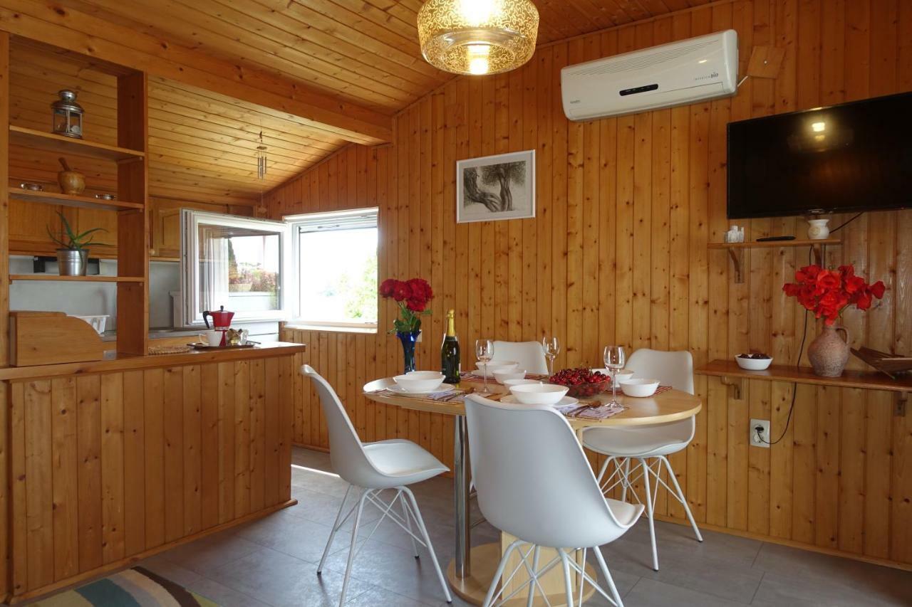 Apartman Joy Nin Exteriör bild
