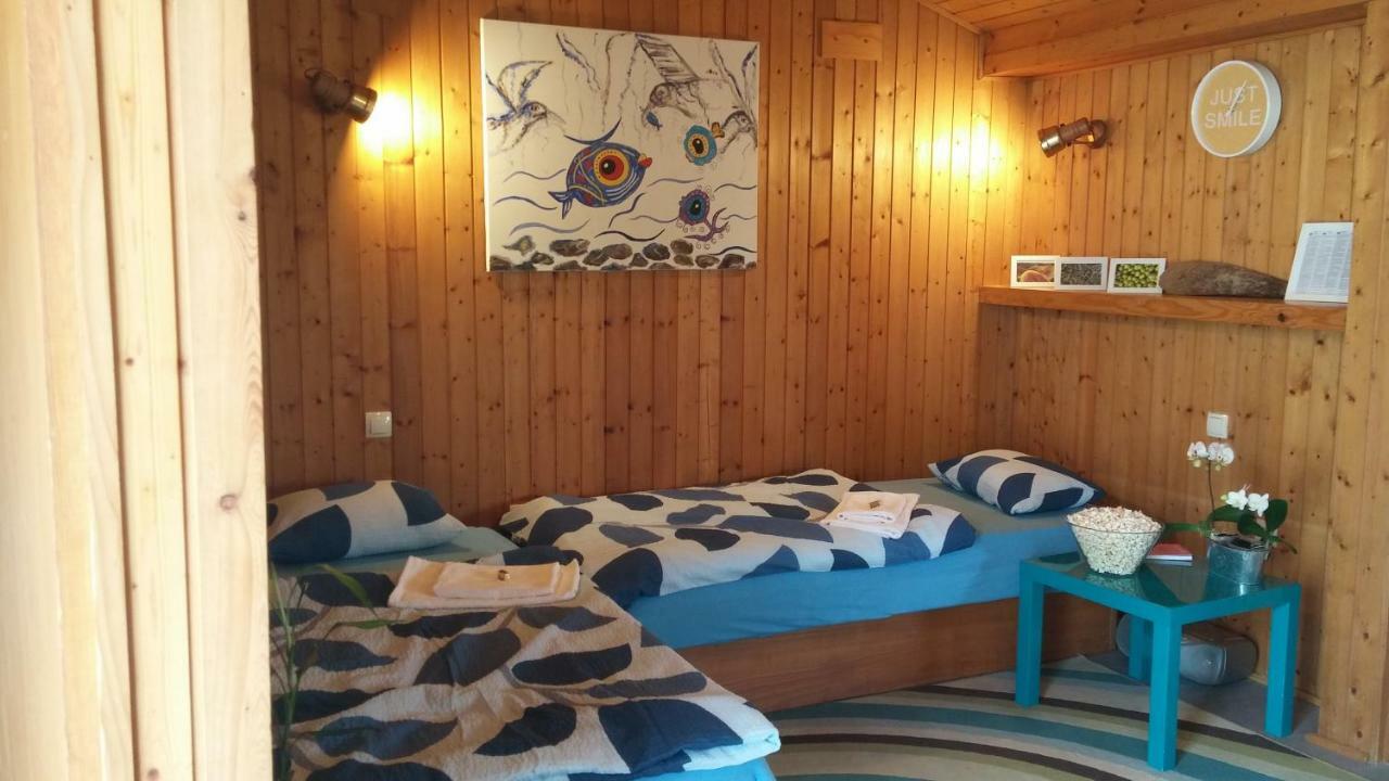 Apartman Joy Nin Exteriör bild