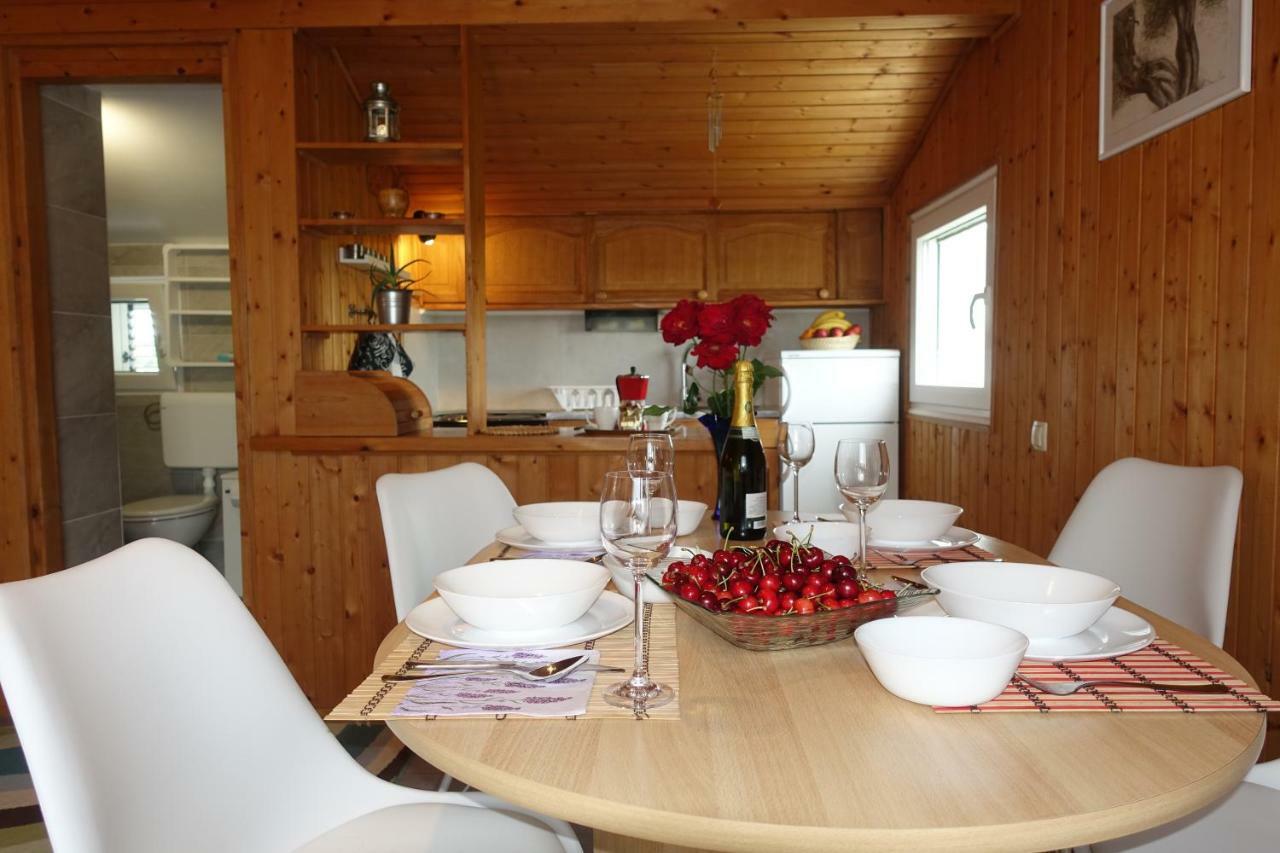 Apartman Joy Nin Exteriör bild